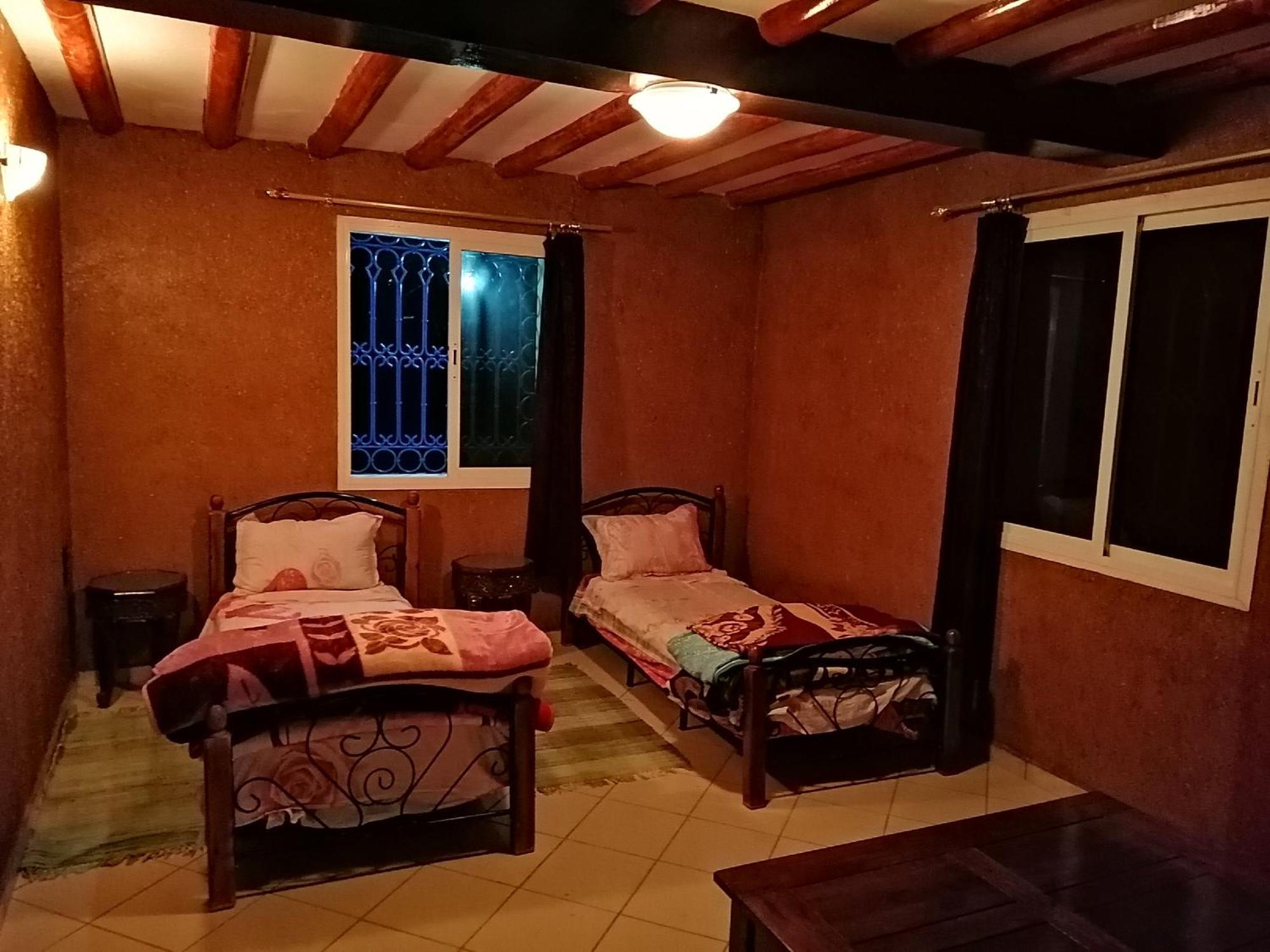 Auberge Tilila Tafraout Bagian luar foto