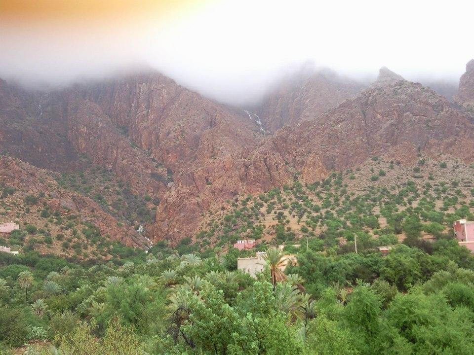 Auberge Tilila Tafraout Bagian luar foto