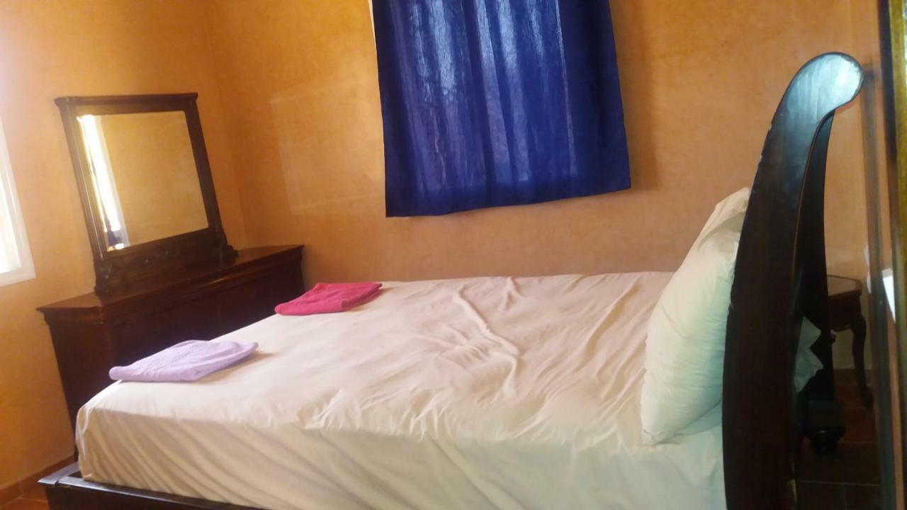 Auberge Tilila Tafraout Bagian luar foto